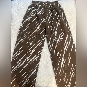 Forever 21 Brown and Cream Patterned Pants